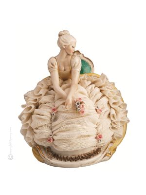Figurine LADY Figurine en porcelaine de Capodimonte faite à la main en Italie