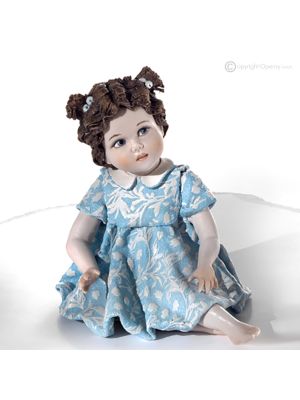 CARLA - Capodimonte, figurine en porcelaine raffinée, pure élégance.