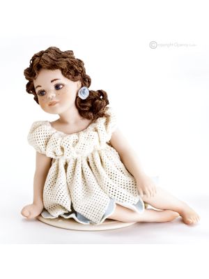 Poupée artistique en porcelaine FIAMMETTA Capodimonte, douceur et romantisme.