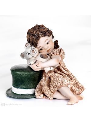 MARGHERITA - Poupée d'art italienne, réalisée en porcelaine fine.