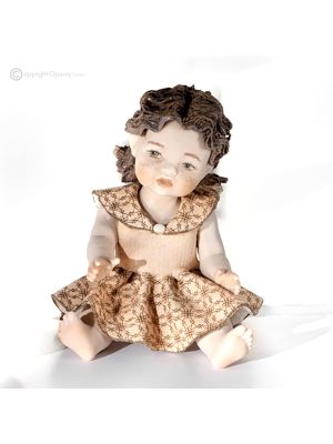 MARINA - Pièce en porcelaine artisanale, poupée pour collectionneurs.