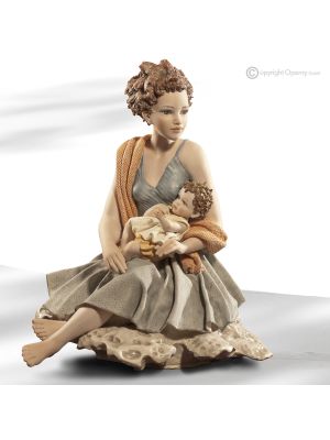 BERCEUSE - Poupée Capodimonte, icône de classe et de raffinement.