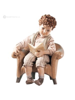 OLIVER - Élégance et qualité pour cette poupée exclusive Capodimonte.