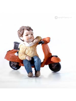 ROMEO - Figurine en porcelaine de Capodimonte, tradition et style italiens.